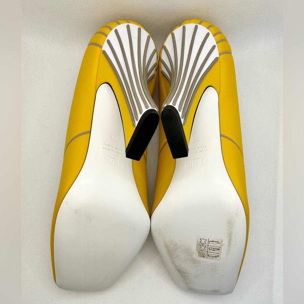SOLD—Fendi FFreedom NIB Yellow Pumps Heels 38 UK5 - Picture 9 of 15